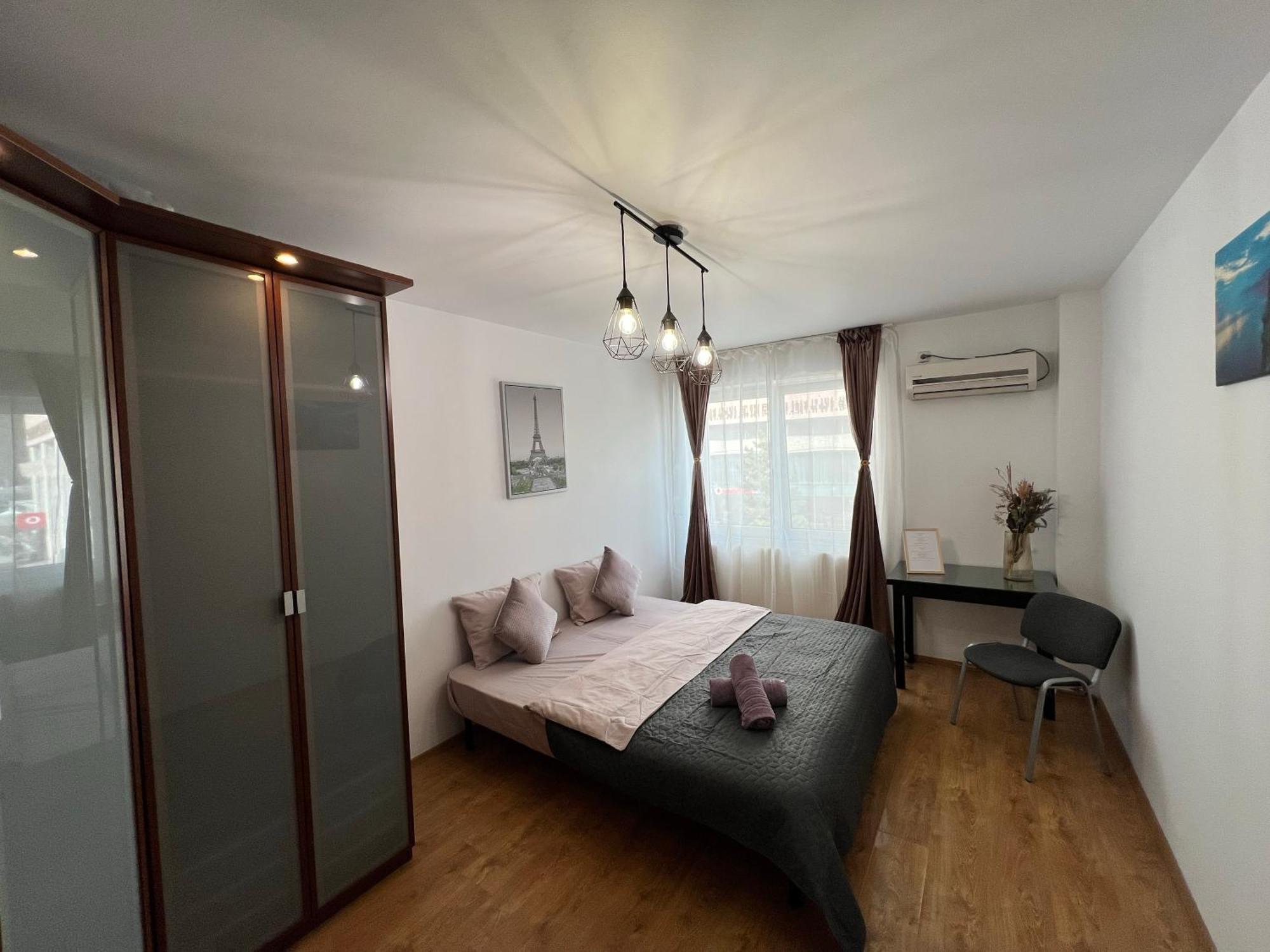 2 Rooms Apartment City Center Iasi Luaran gambar