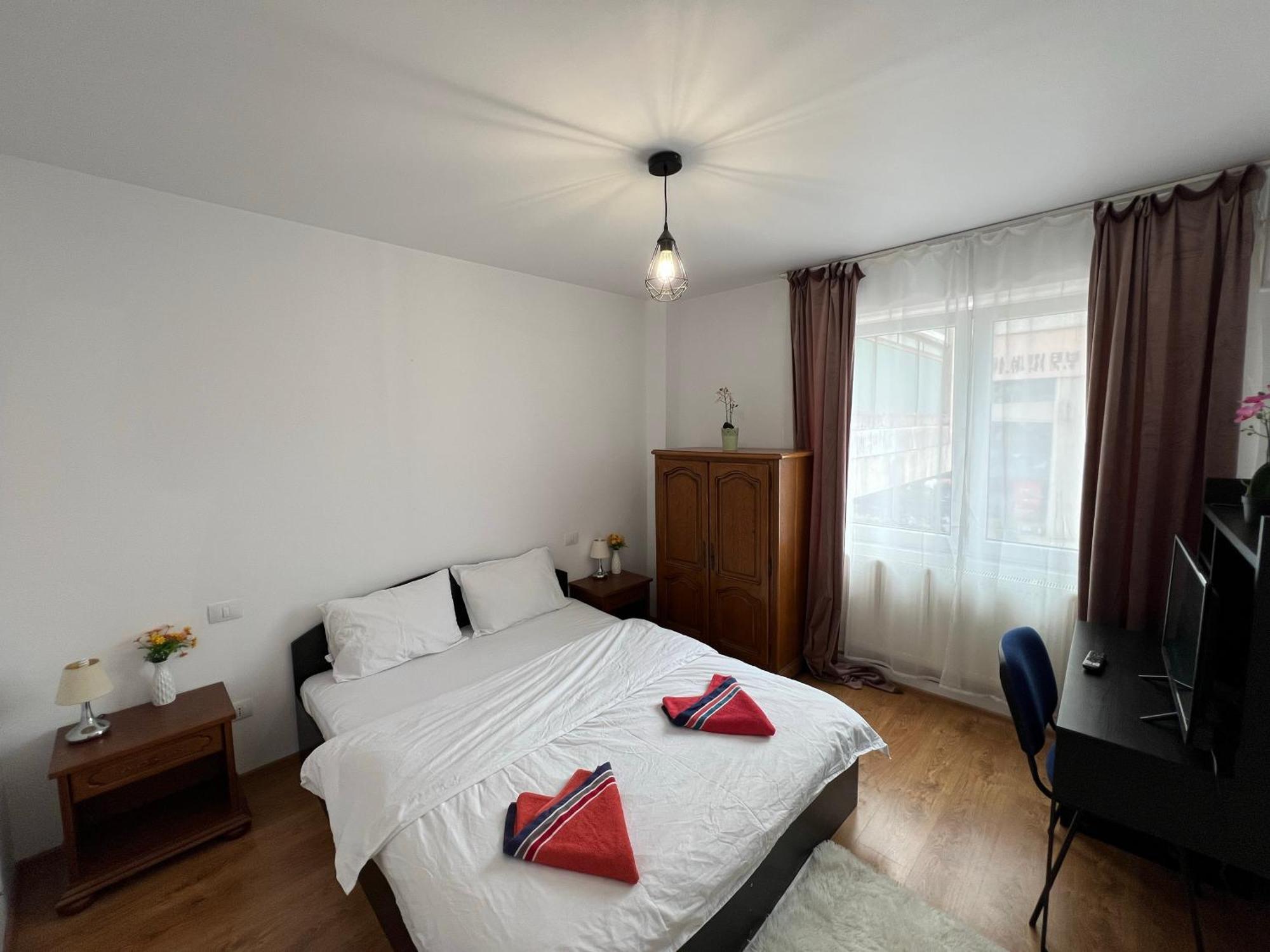 2 Rooms Apartment City Center Iasi Luaran gambar